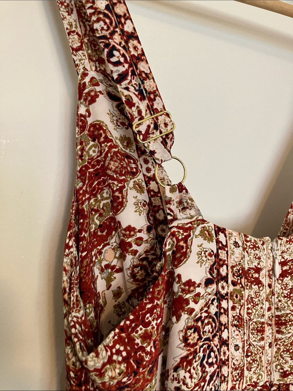 L'AGENCE Red and White Paisley V-Neck Maxi Dress - Picture 4 of 4